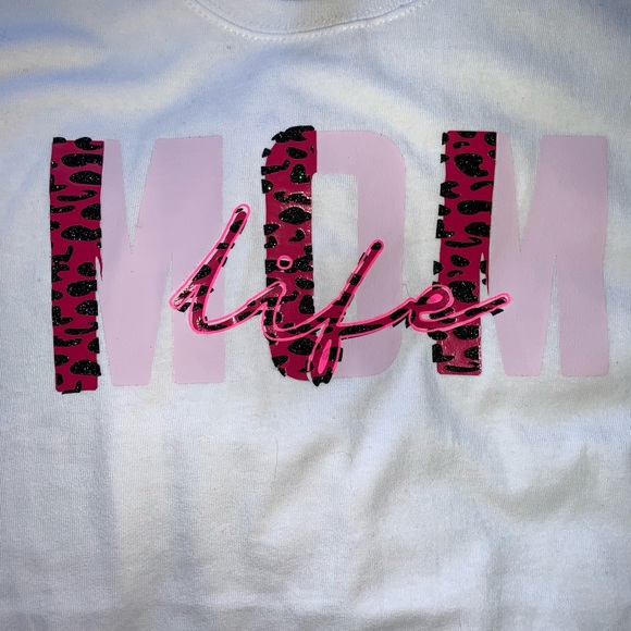 Custom momlife T-shirt’s - Picture 4 of 5